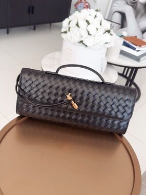 Woven Leather Top-Handle Clutch Bag in Black